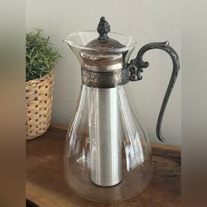 Vintage Sheridan Silver's Glass Pyrex Chill-It Pitcher Carafe Metal handle